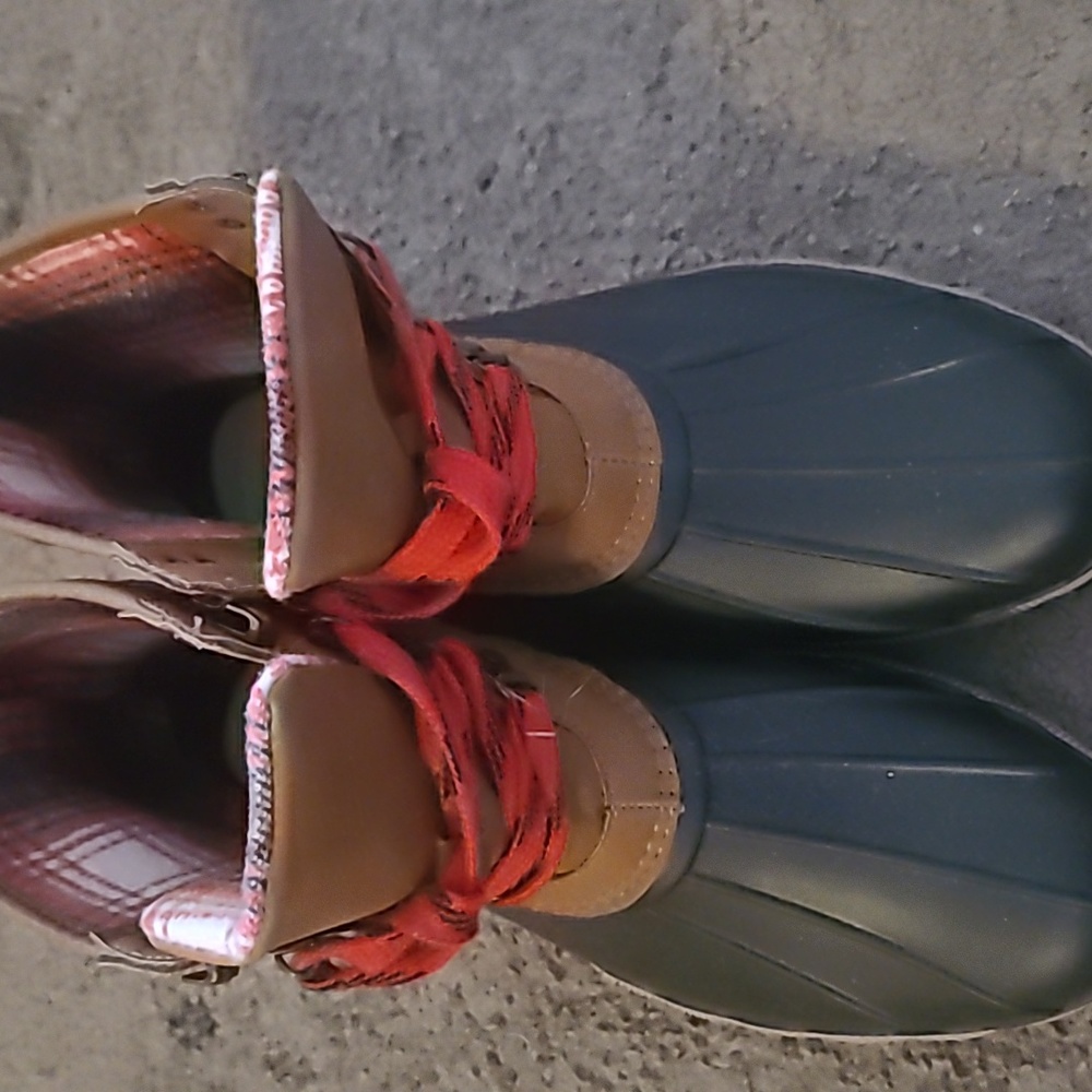 Winter boots